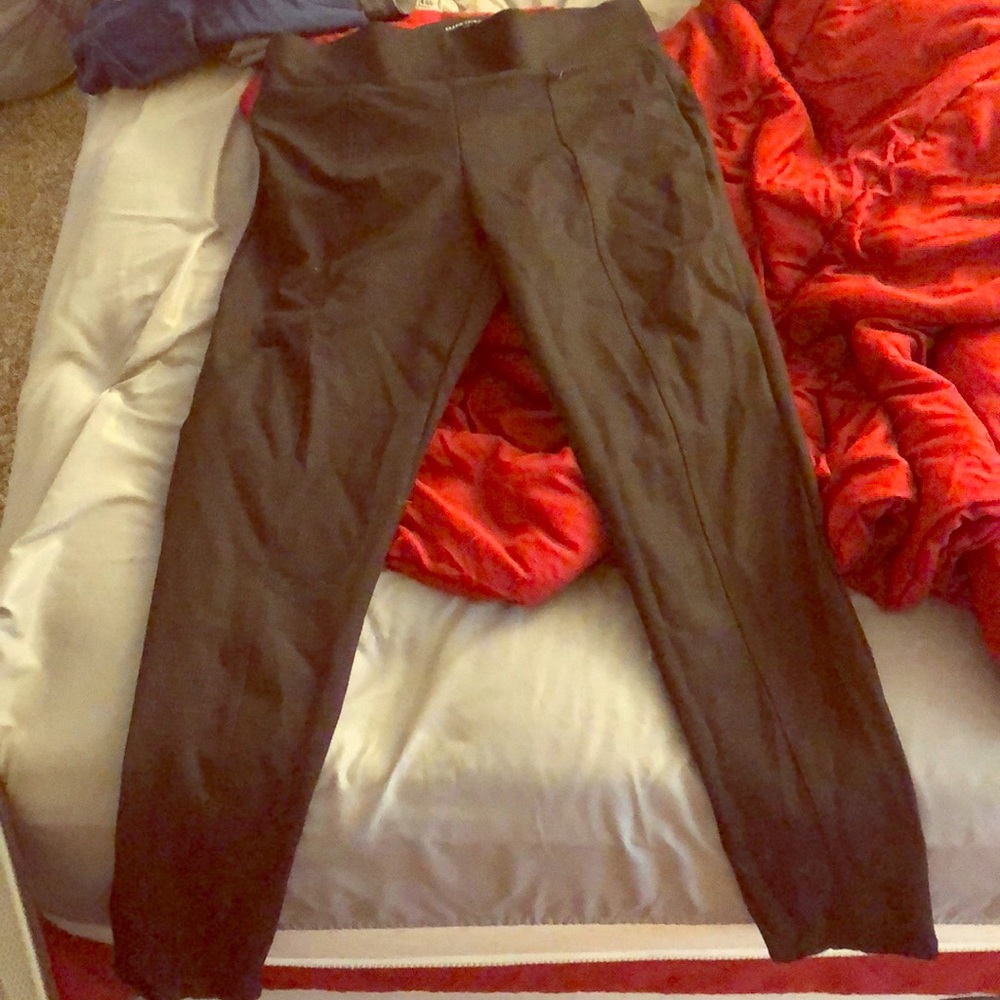 Ellen Tracy Black and Grey Skinny Work Pants